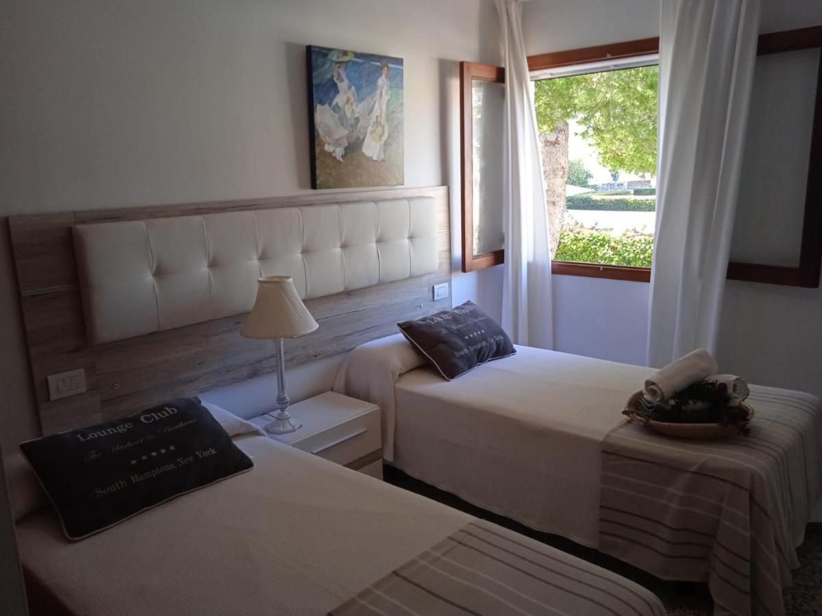 Apt Playa De Muro Ca N Ines - 1ª Linea De Playa Lägenhet Port de Alcudia  Exteriör bild